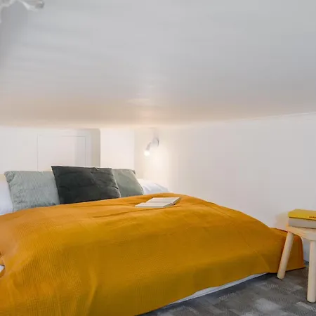 Days - Fully Equipped Near Wenceslas Square Apartment Prague