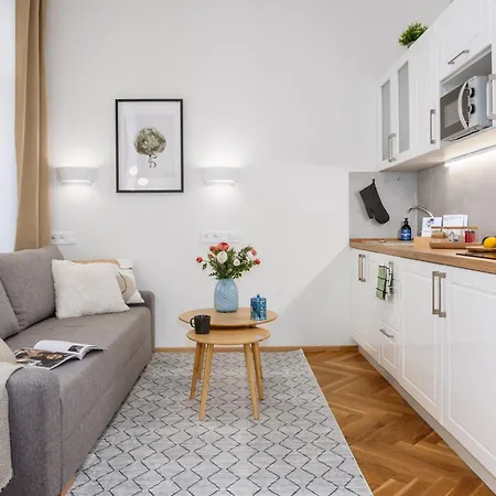 Days - Fully Equipped Near Wenceslas Square