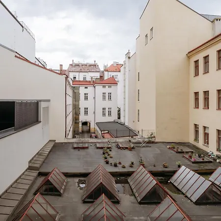 Daire Days - Fully Equipped Near Wenceslas Square Prag